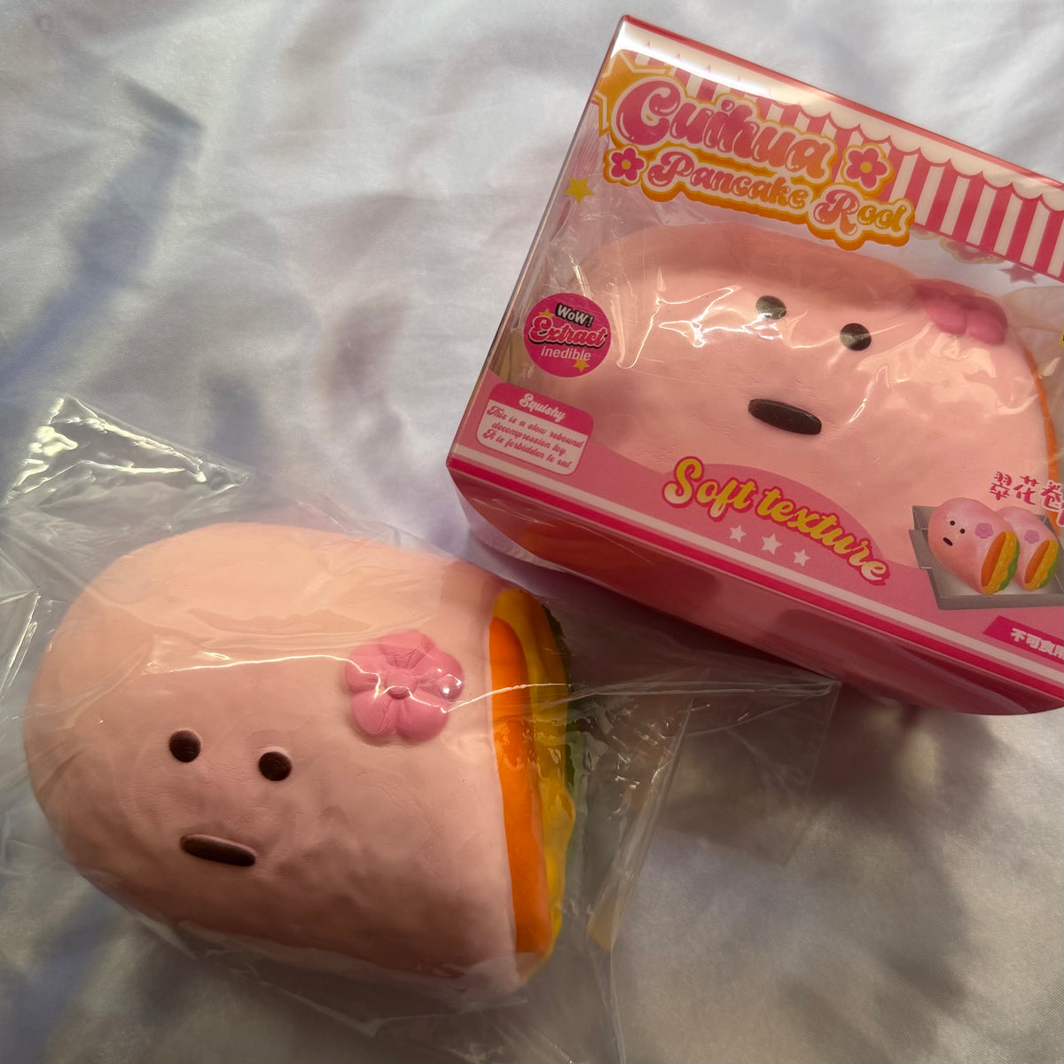 Dudo Pink Pancake Roll Squishy